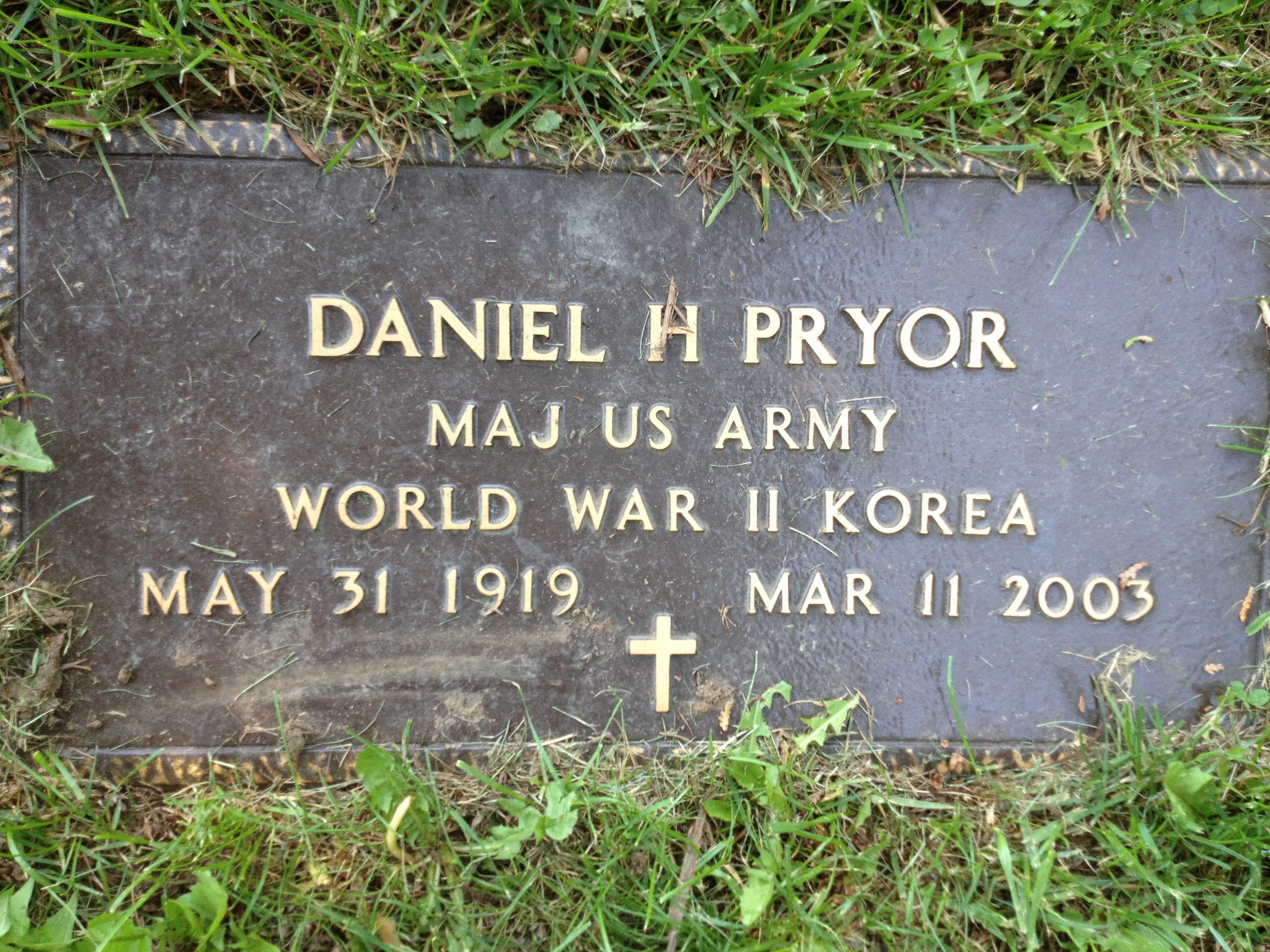 Headstone of Daniel Harry Pryor