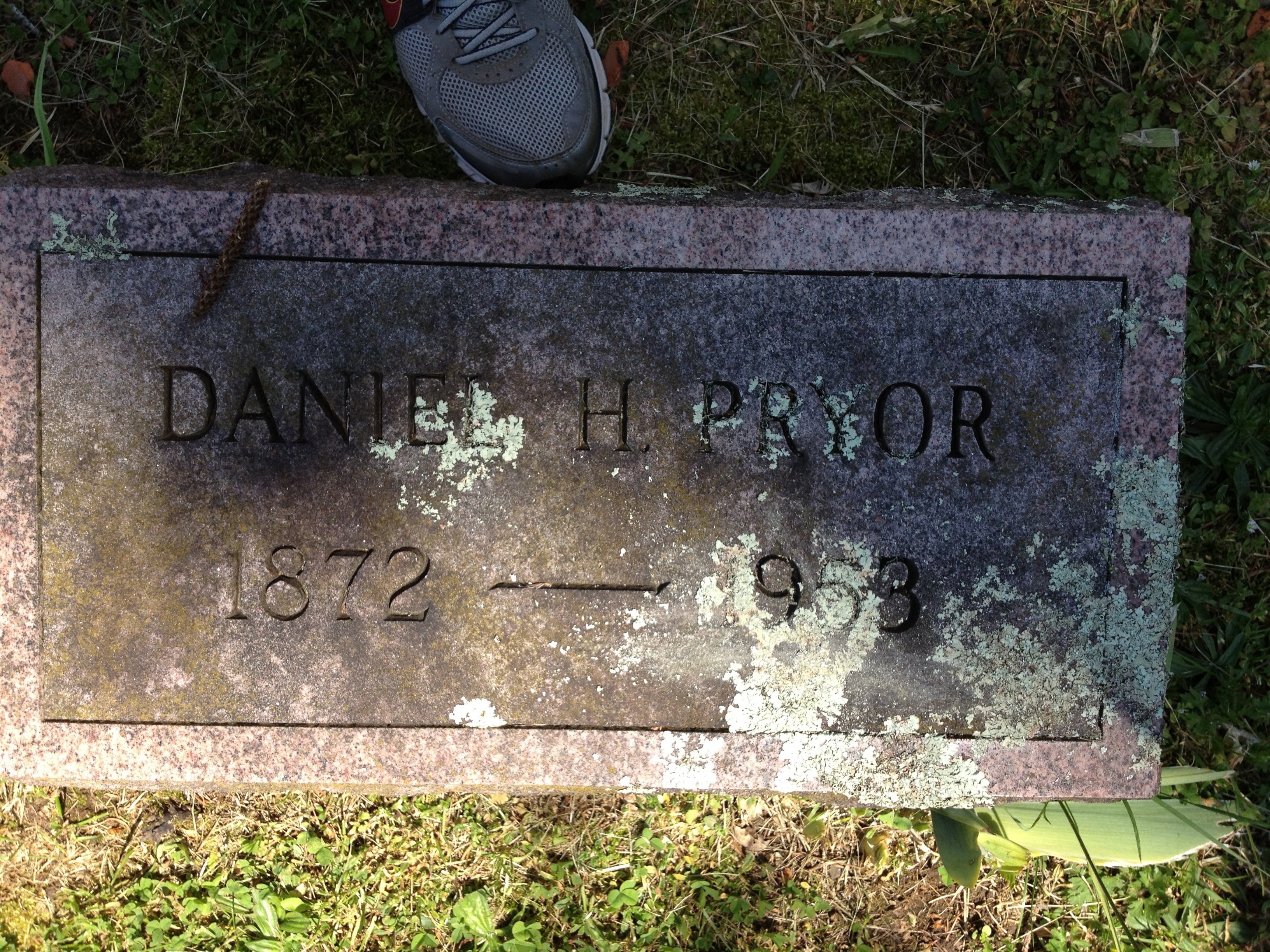Headstone of Daniel H. Pryor